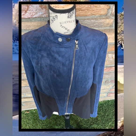 BCBGMAXAZARIA Jacket - Picture 7 of 13